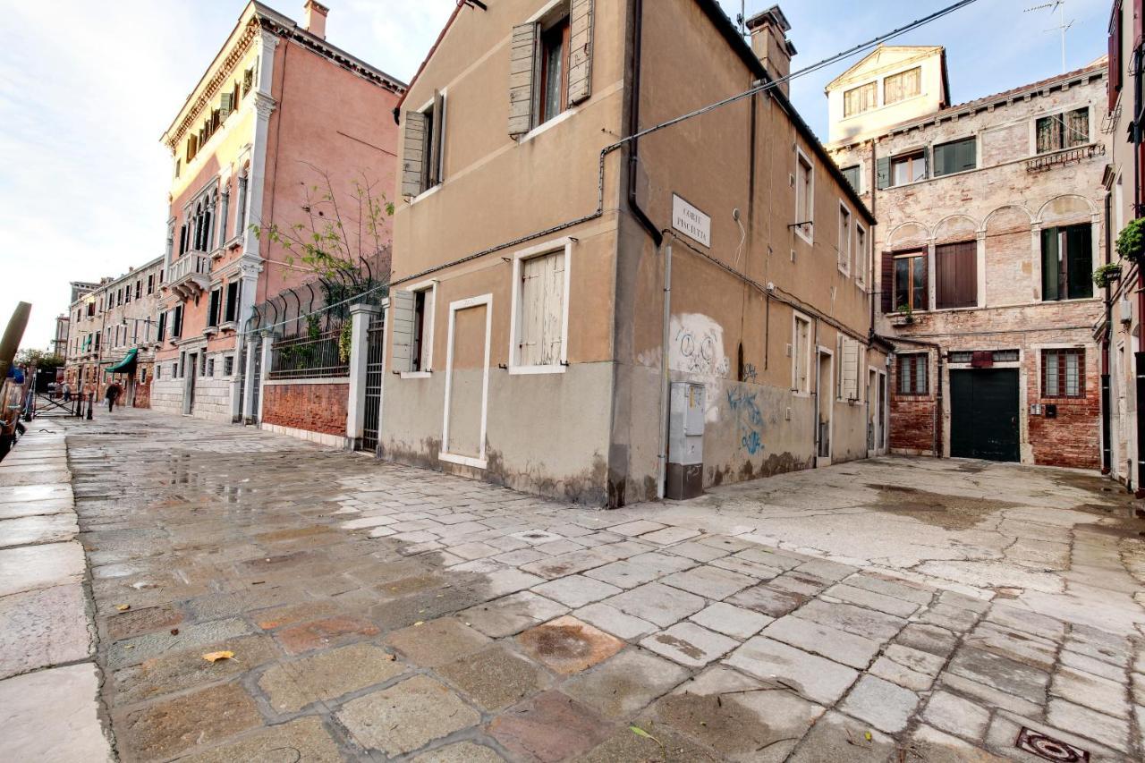 Cannaregio Suite With Garden By Wonderful Italy Venesia Bagian luar foto